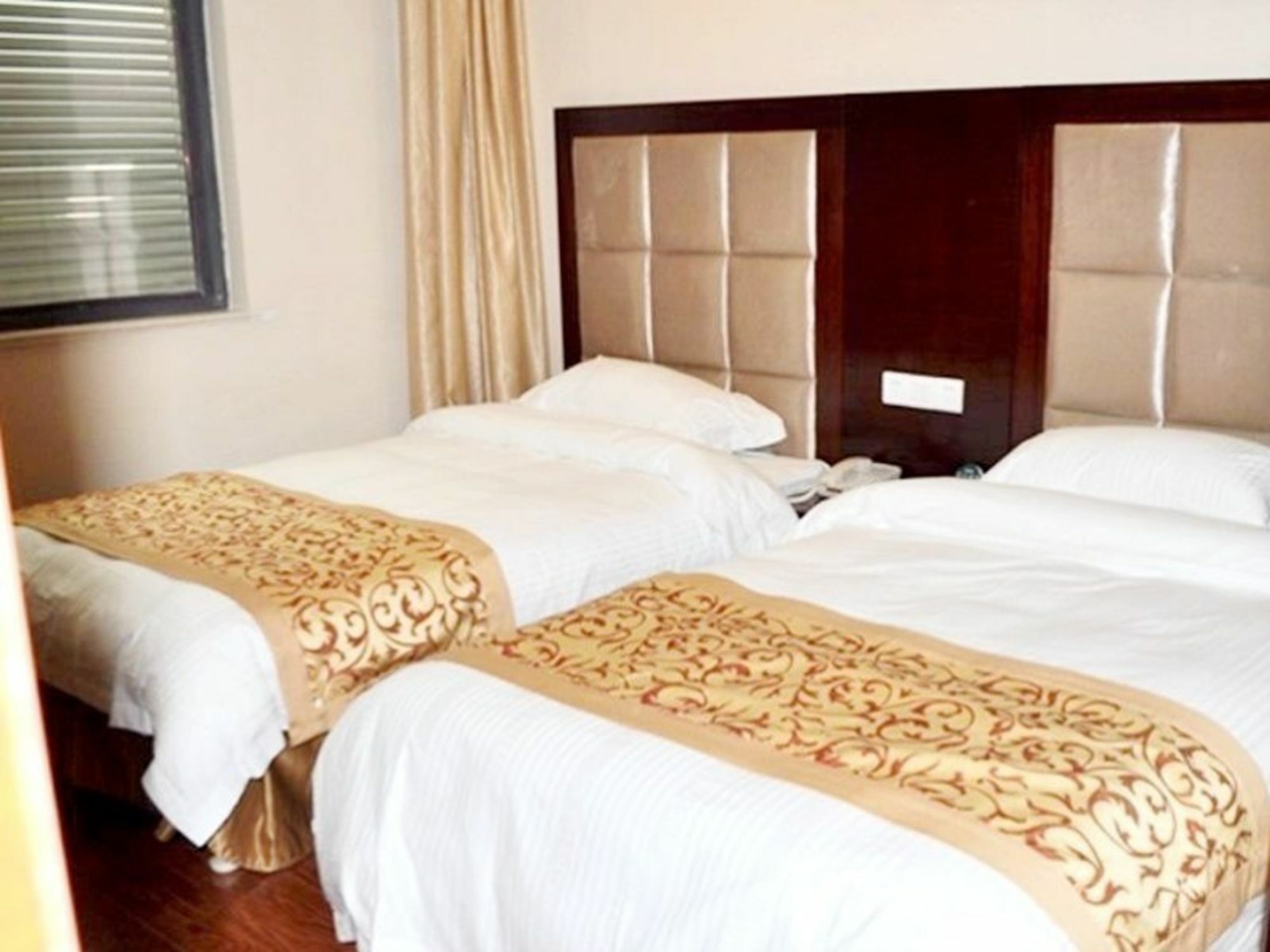 Greentree Inn Jiangsu Yancheng West Bus Station Business Hotel Exterior photo